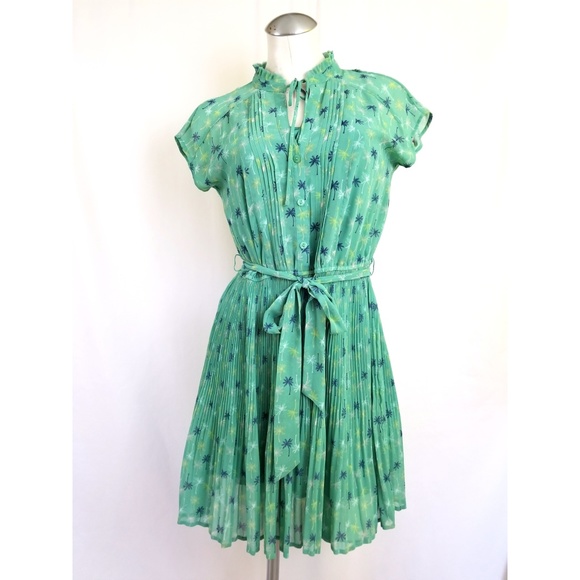 LC Lauren Conrad Dresses & Skirts - Lauren Conrad Size 8 Green Belted Dress Palm Trees
